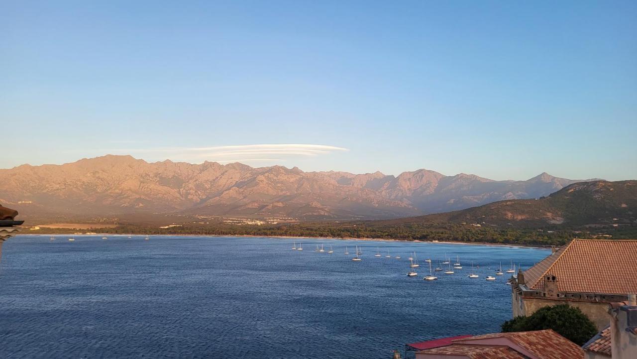 Entre Ciel Et Mer Dans La Citadelle Calvi  Exterior foto